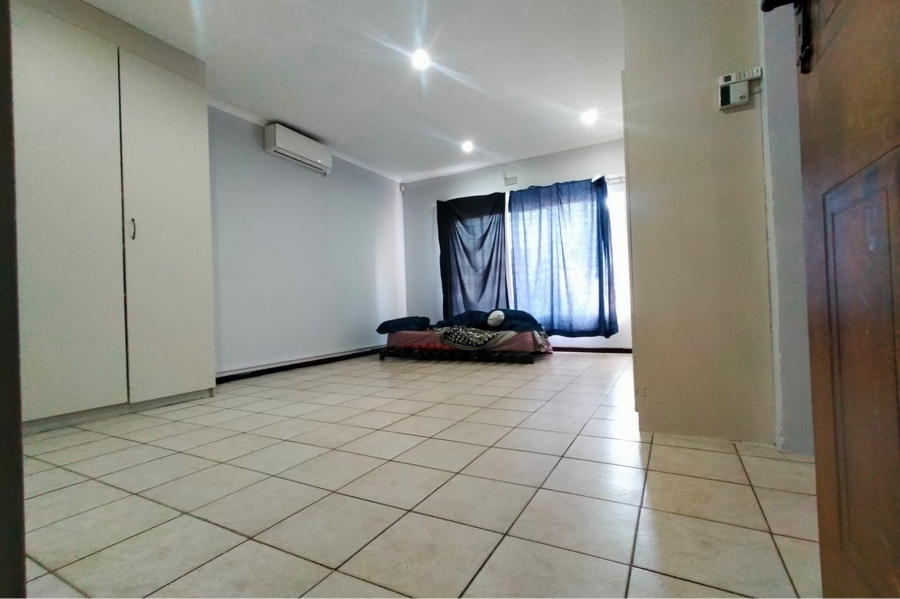 To Let 3 Bedroom Property for Rent in Geelhoutpark North West